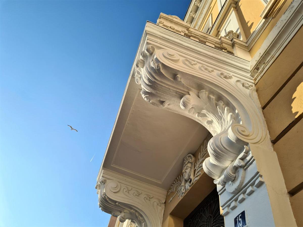 Tom'S Luxury Apartment Zadar, Branimirova Obala Exterior foto